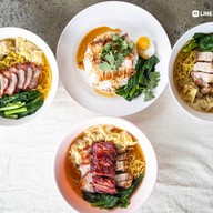 เมนูของร้าน บะหมี่เกี๊ยวชมสวน