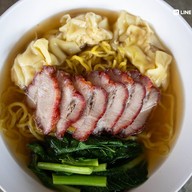 เมนูของร้าน บะหมี่เกี๊ยวชมสวน