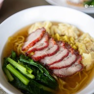 เมนูของร้าน บะหมี่เกี๊ยวชมสวน