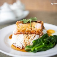 เมนูของร้าน บะหมี่เกี๊ยวชมสวน