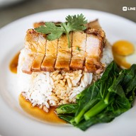 เมนูของร้าน บะหมี่เกี๊ยวชมสวน
