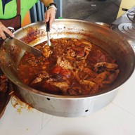 หน้าร้าน ขาหมูจุฬา