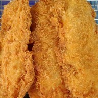 to_onลูกชิ้นทอด