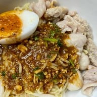 เมนูของร้าน โกดอนก๋วยเตี๋ยวหมูต้มยำ(สูตรไม่ต้องปรุง)