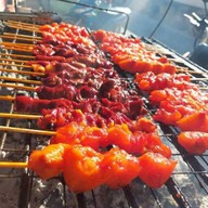 ไก่เกล็ดขนมปัง&ข้าวยำไก่แซ่บ หน้าโรงเรียนเทศบาลวัดต้นสน