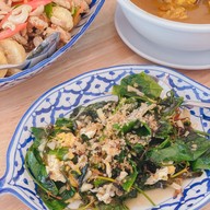 ครัวแมงโก้ & มิลค์โก้คาเฟ่ -