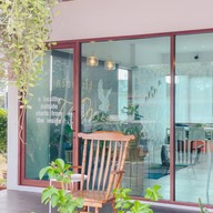 ครัวแมงโก้ & มิลค์โก้คาเฟ่ -