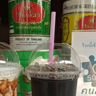 กาแฟสดหน้าวัดรวก