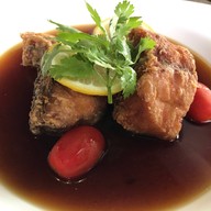 เมนูของร้าน NYE Caféstaurant โรงแรมอำแดง