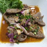 เมนูของร้าน ยำนัวร์ ท่าช้าง