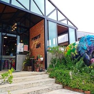 Elephant Jungle Cafe