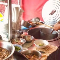 สมพร ราชวัตร ก๋วยเตี๋ยวเนื้อ