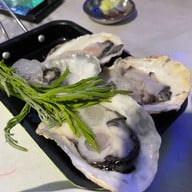 Big Oyster Bar Limelight