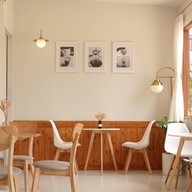 221 homey cafe
