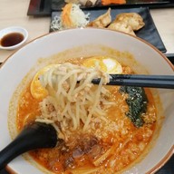 Gohan by Chooji (Banthat Thong) บรรทัดทอง