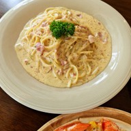 อิ่มสุข สเต๊กเฮ้าส์