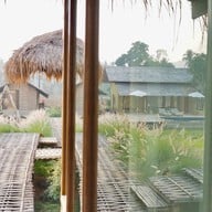 Natu Hut Farmstay & Cafe