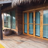 Natu Hut Farmstay & Cafe