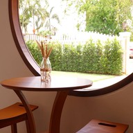 221 homey cafe