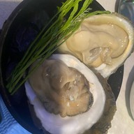 Big Oyster Bar Limelight