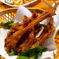 เมนูของร้าน Tamnak Isan Ekamai(ตำหนักอีสาน เอกมัย)สุขุมวิท 63
