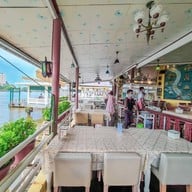 Steve Café & Cuisine Dhevet Branch (สตีฟ คาเฟ่ แอนด์ ครุยซีน สาขา เทเวศร์) เทเวศร์