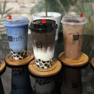 Xufu Cafe กาแฟสด&ชานมไข่มุก ประเสริฐมนูกิจ 48