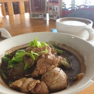 เมนูของร้าน ก๋วยเตี๋ยวเรือรังสิต