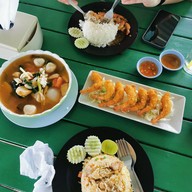เมนูของร้าน น้องเรียว​ ซีฟู้ด
