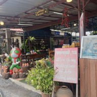 หน้าร้าน ก๋วยเตี๋ยวเรือรังสิต