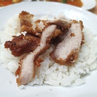 เมนูของร้าน ยี่ระยำ ตำละยี่ Wuttakat