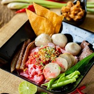 ⭐️หอมกะเพรา❤️🔥 ก๋วยเตี๋ยวหมูต้มยำโบราณ กรุงเก่า ตลาดเทพมงคล