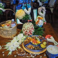 ศาลาไทย