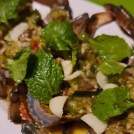 กุ้งซิ่ง กะเพราแซ๊ป ยำรสเด็ด