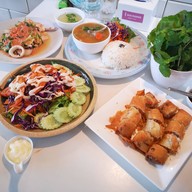 บ้านข้าวหอม