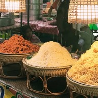 ยำแหนมสดใส่หัวปลี(สูตรโบราณ) เจ๊นก