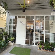 Blithe Coffee & Crafts (ไบลท์ คอฟฟี่)