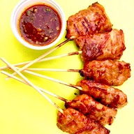 หมูปิ้งแจ่วแซ่บ