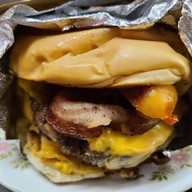 BIG BURGER &BIG KEBAB UBON ร้านต้นตำรับ