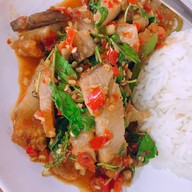 ครัวรถตู้