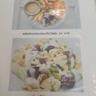 เมนู Jing Jai Tae ้สำนักงานใหญ่