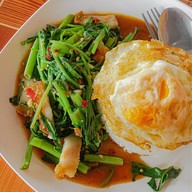ครัวรถตู้