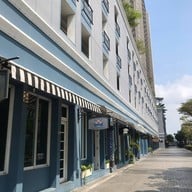 Slow House Cafe