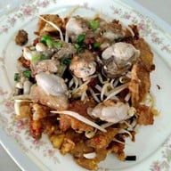 เมนูของร้าน ทิพหอยทอดภูเขาไฟบางรัก(เจ้าเก่่า)