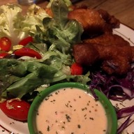 เมนูของร้าน A.M.P Burger & Bar