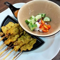 เมนูของร้าน เย็นตาโฟต้มยำแซ่บเวอร์ สันติธรรม