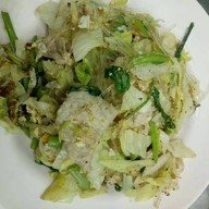 เมนูของร้าน ราดหน้าหมูหมักเจ๊พลอย1