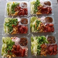 รินทร์ลอยเเก้ว ผลไม้ตามฤดูกาล