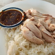 เมนูของร้าน ข้าวมันไก่ไทยสวัสดี