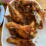 เมนูของร้าน ส้มตำครกไม้ ตลาดทรัพย์อนันต์